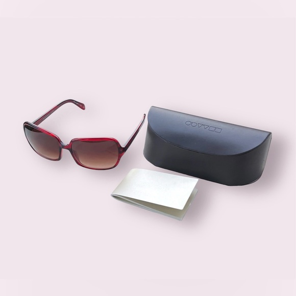 Oliver Peoples Sunglasses + Case - Picture 6 of 12